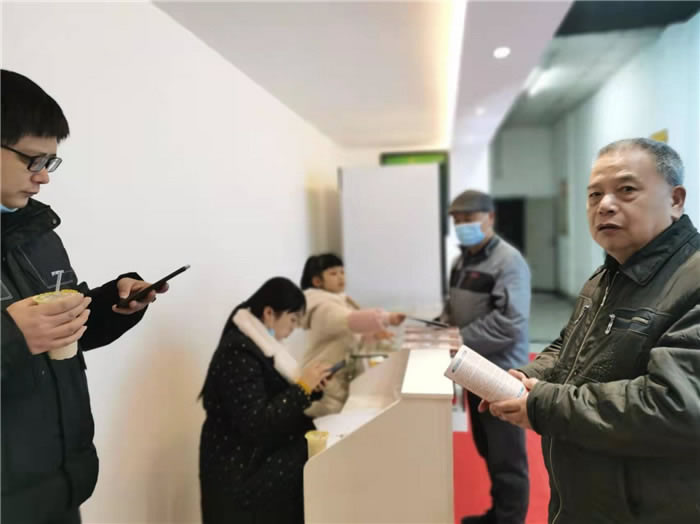 四川中青旅綿陽分社、綿陽市中旅假日旅行社、綿陽自來文化傳播有限公司24H自助售貨服務(wù)盛大開業(yè)