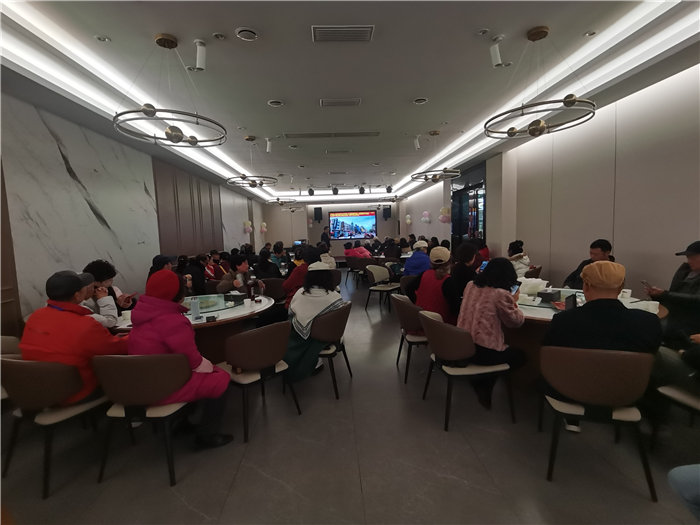 綿陽中旅假日旅行社舉行年會(huì)推薦線路發(fā)布會(huì)